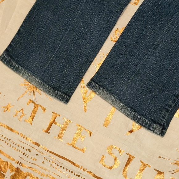 Guess Slim Stretch Jeans - Picture 6 of 8